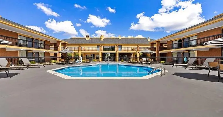 A Comprehensive Review of the Best Fayetteville Hotels