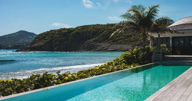 A Comprehensive Review of the Best St. Barts Hotels