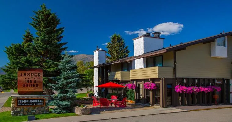 Best Jasper National Park Hotels