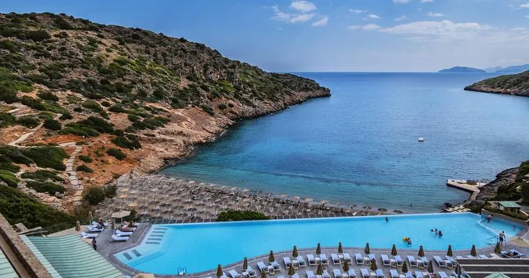 An In-Depth Review of the Best Greece Resorts