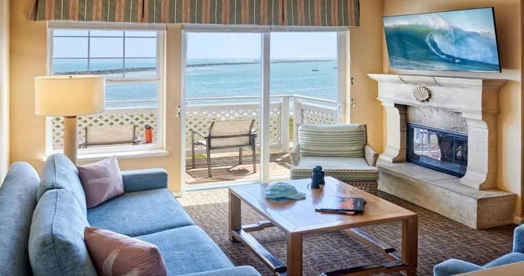 Best Half Moon Bay Hotels: Your Guide to Coastal Comfort