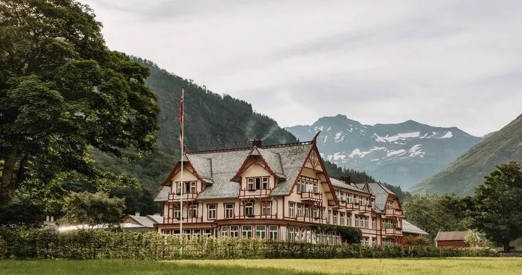 Best Norway Hotels: A Comprehensive Review