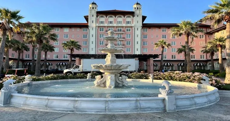 A Comprehensive Review of the Best Galveston Hotels