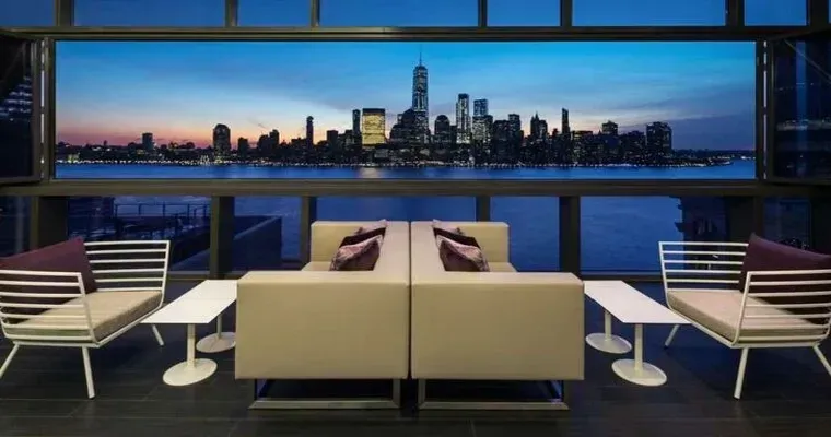 Best Jersey City Hotels