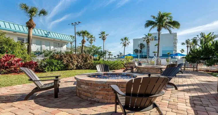 A Comprehensive Review of the Best Cocoa Beach Hotels