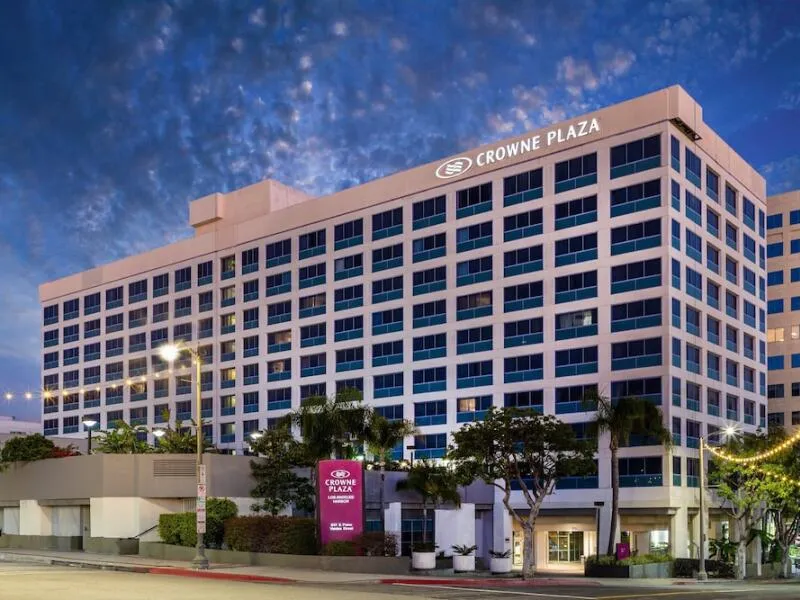 Crowne Plaza Los Angeles Harbor Hotel