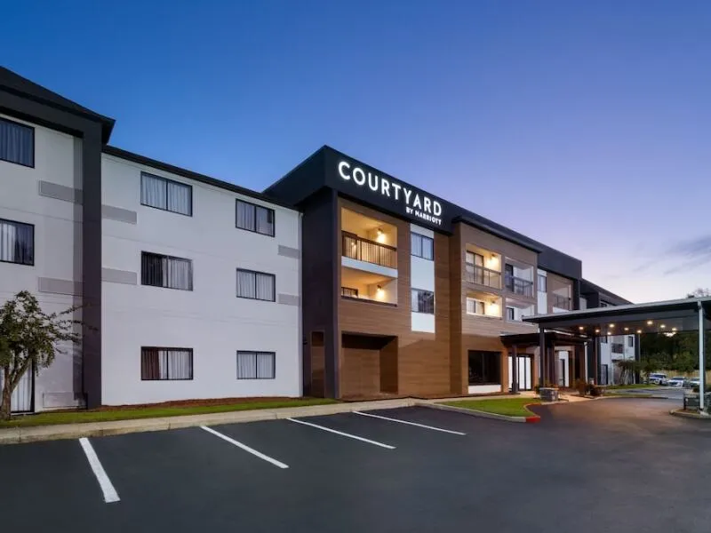 Courtyard by Marriott Mobile