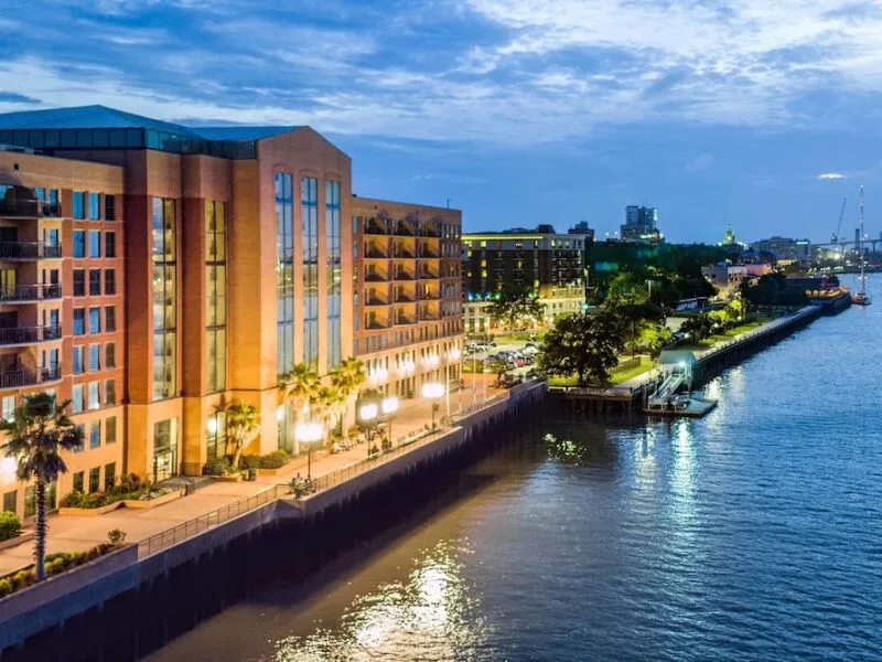 Marriott Savannah Riverfront