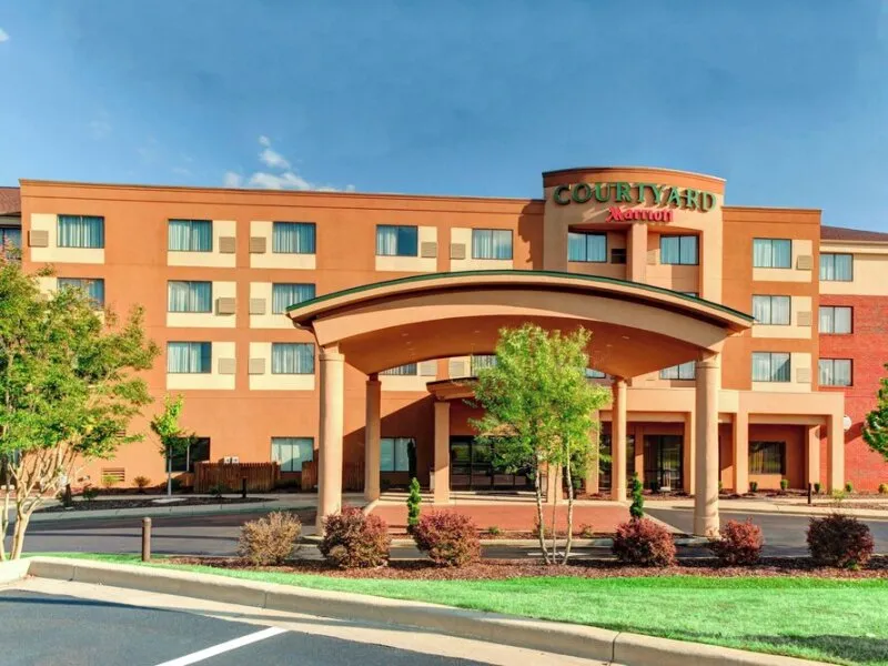 Courtyard by Marriott Anniston Oxford