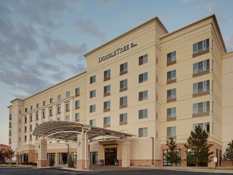 DoubleTree by Hilton Denver International Airport