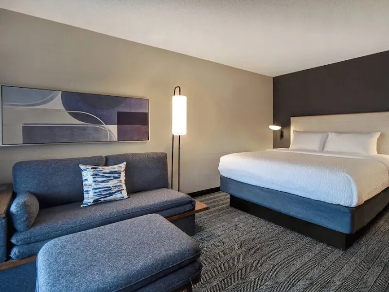 Courtyard by Marriott Cincinnati Airport