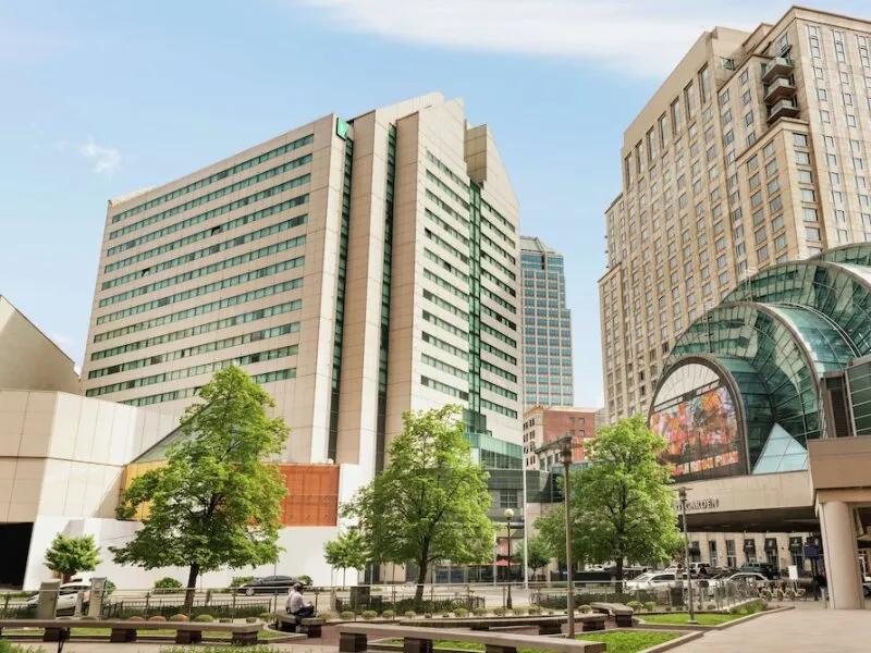 Embassy Suites by Hilton Indianapolis Downtown