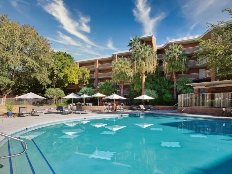 Embassy Suites by Hilton Tucson East