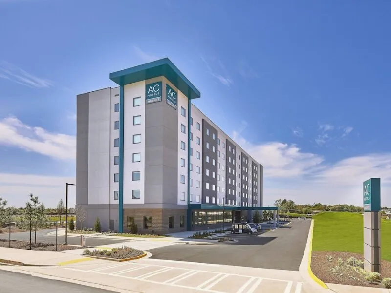 AC Hotel by Marriott Atlanta Airport Gateway