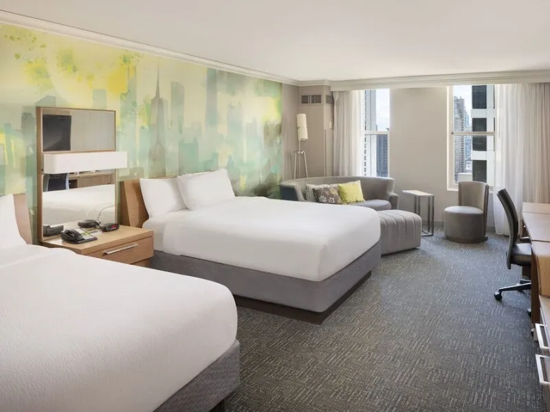 Courtyard by Marriott Chicago Magnificent Mile