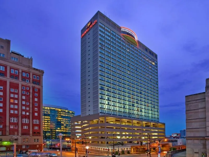 Crowne Plaza Kansas City Downtown