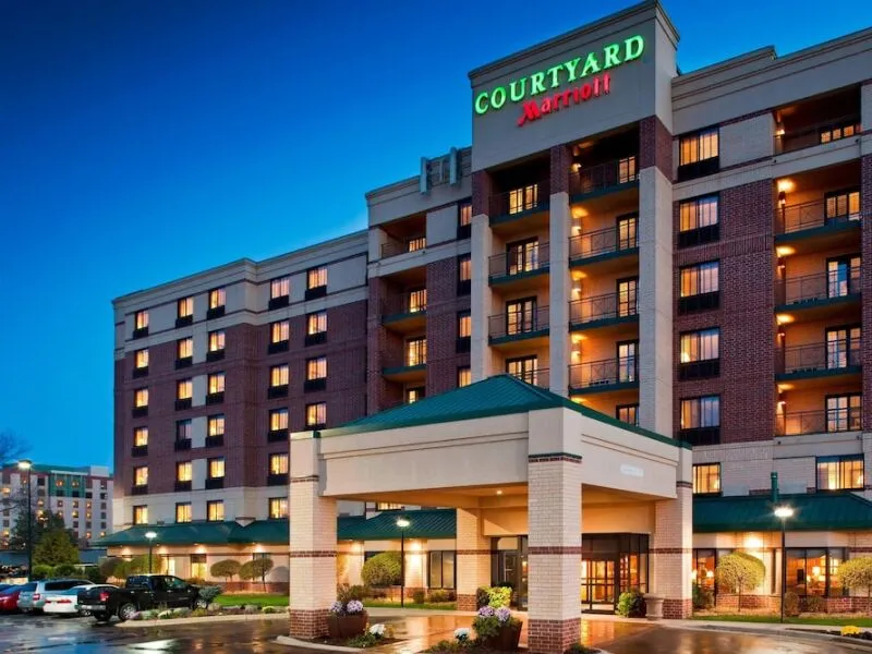 Courtyard by Marriott Bloomington by Mall of America