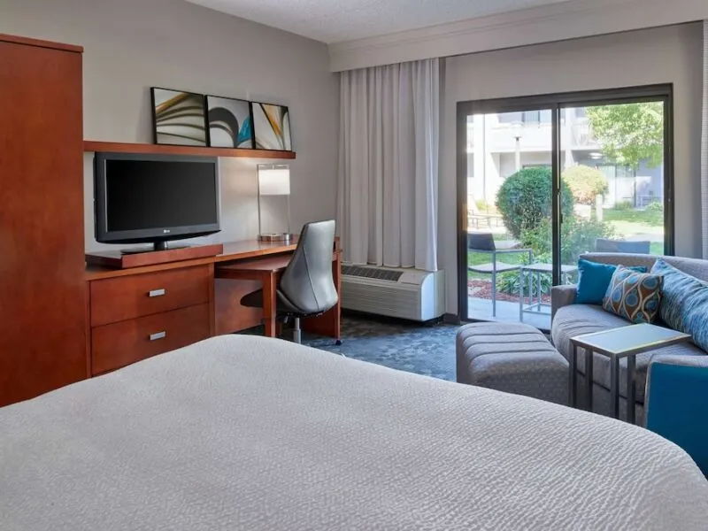 Courtyard by Marriott Minneapolis Eden Prairie