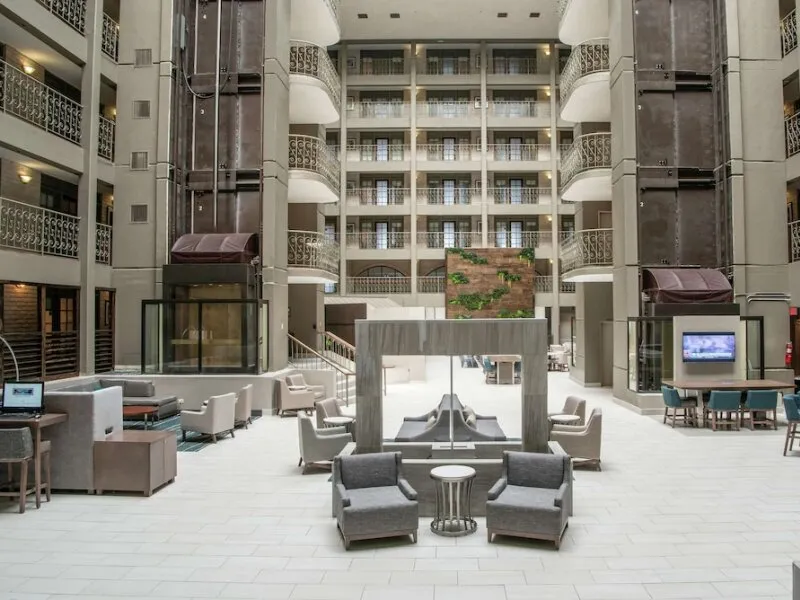 Embassy Suites by Hilton Chicago Schaumburg Woodfield