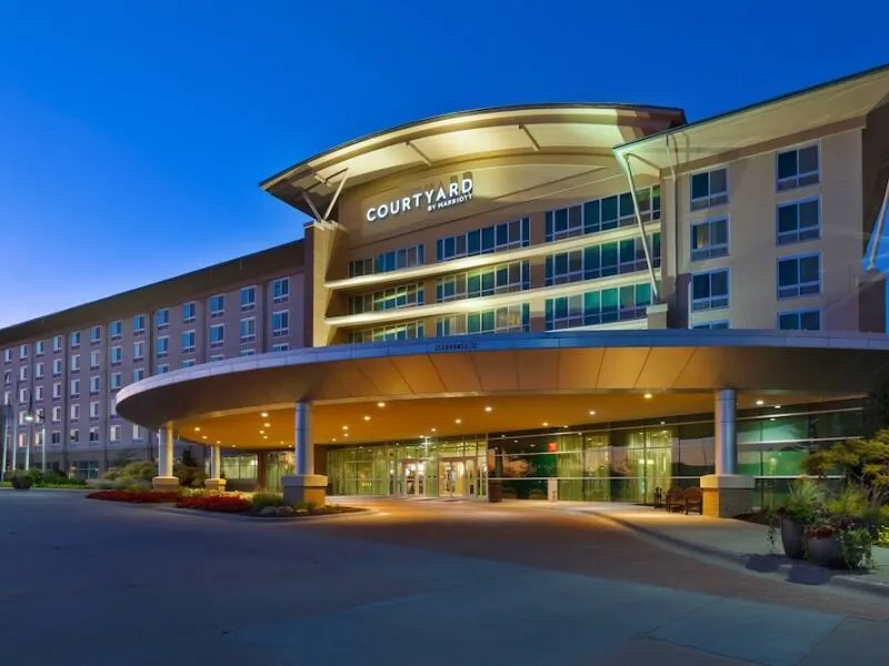 Courtyard by Marriott Omaha La Vista