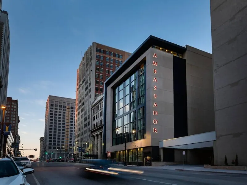 Ambassador Hotel Kansas City, Autograph Collection