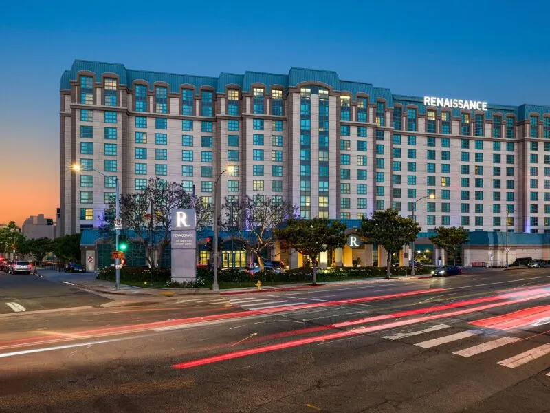 Renaissance Los Angeles Airport Hotel