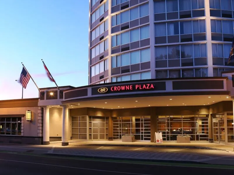 Crowne Plaza Syracuse, an IHG Hotel