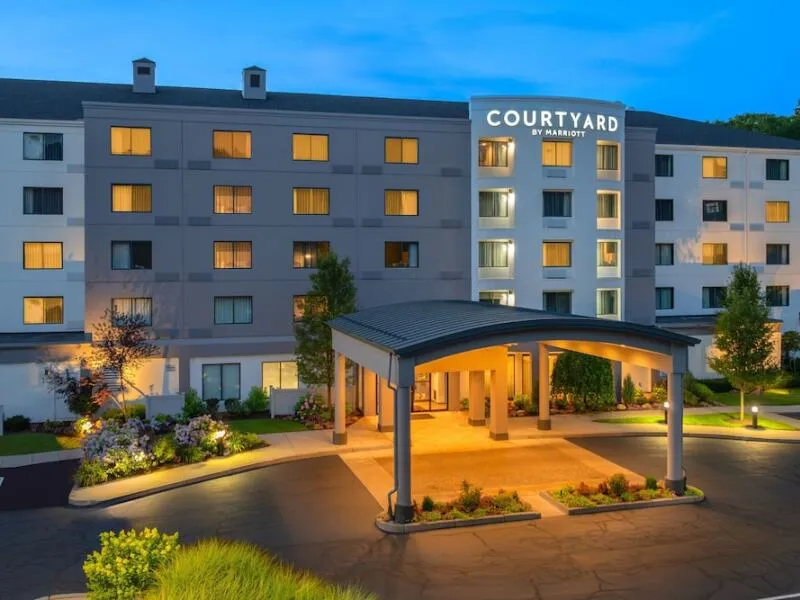 Courtyard by Marriott Providence Lincoln