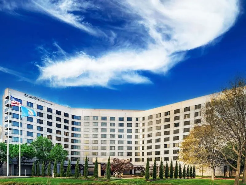 DoubleTree by Hilton Tulsa - Warren Place