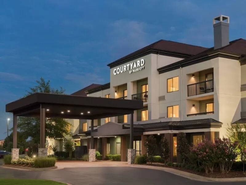 Courtyard by Marriott Tulsa Central