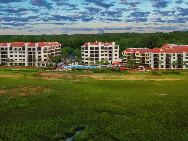 Marriott's Harbour Point and Sunset Pointe at Shelter Cove