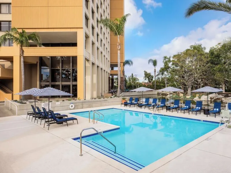 Hotel Fera Anaheim, a DoubleTree by Hilton