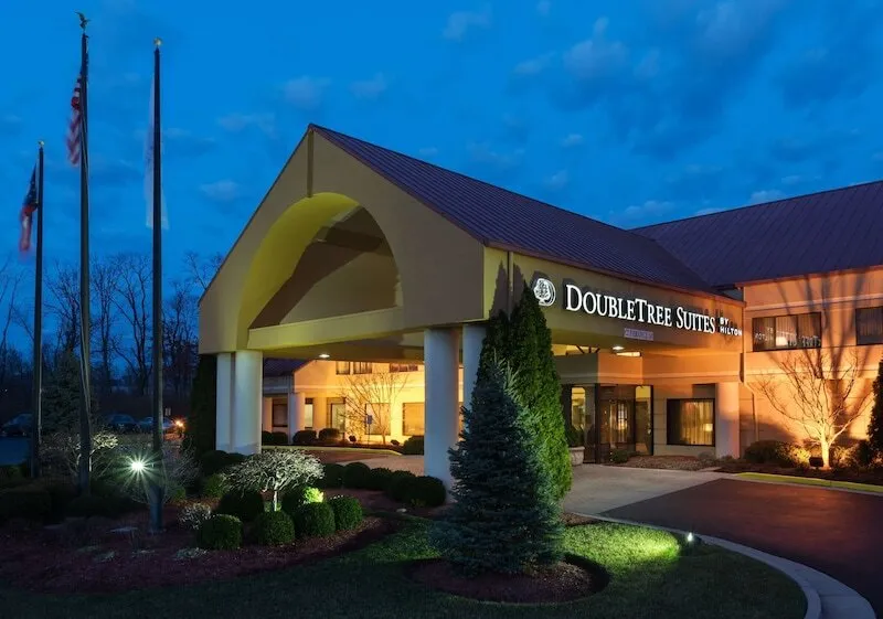 DoubleTree Suites by Hilton Cincinnati - Blue Ash