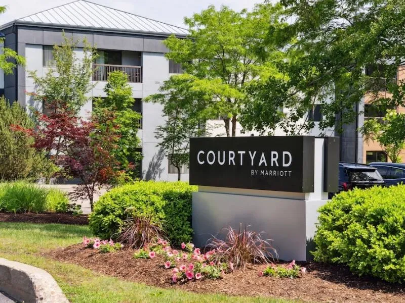 Courtyard by Marriott Burlington Williston