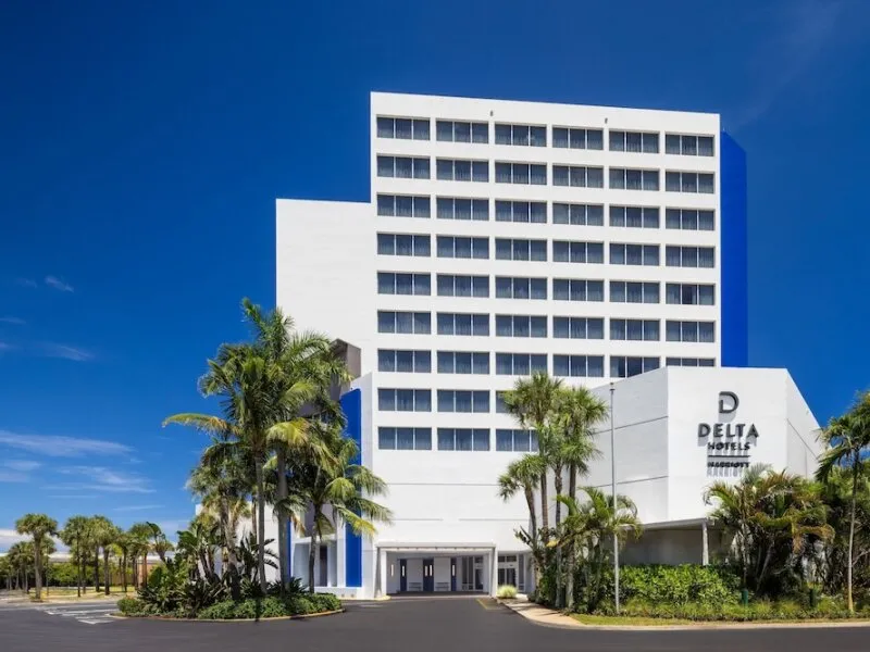 Holiday Inn Palm Beach-Airport Conference Center