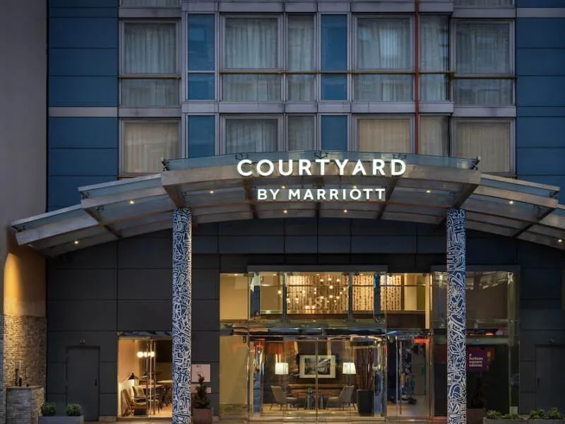 Courtyard by Marriott New York Manhattan/SoHo