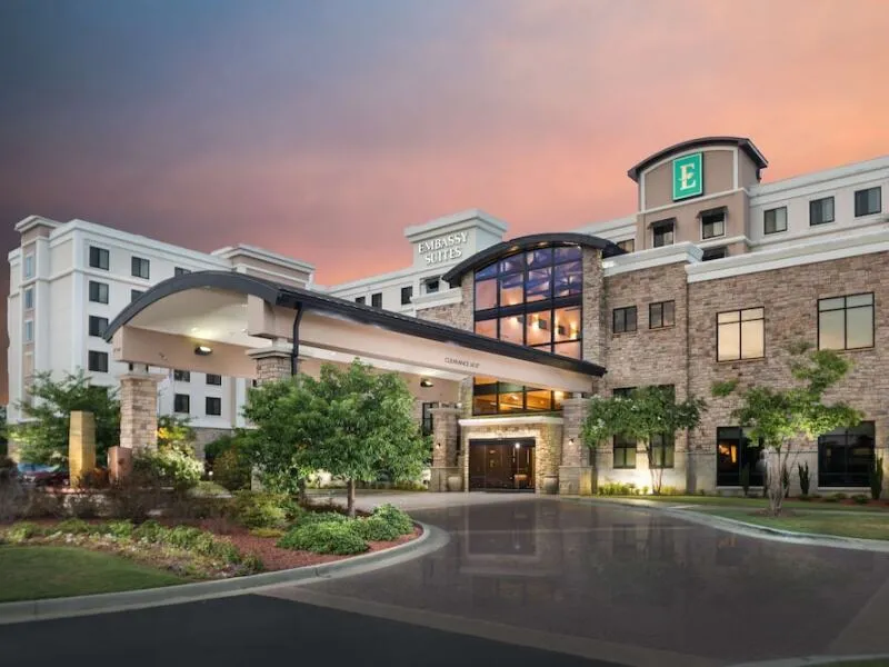 Embassy Suites by Hilton Fayetteville Fort Bragg