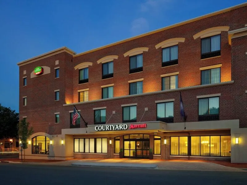 Courtyard by Marriott Fredericksburg Historic District