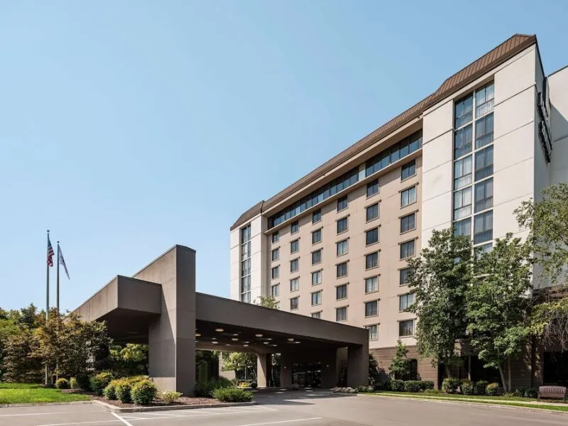 Embassy Suites Hotel Nashville - Airport