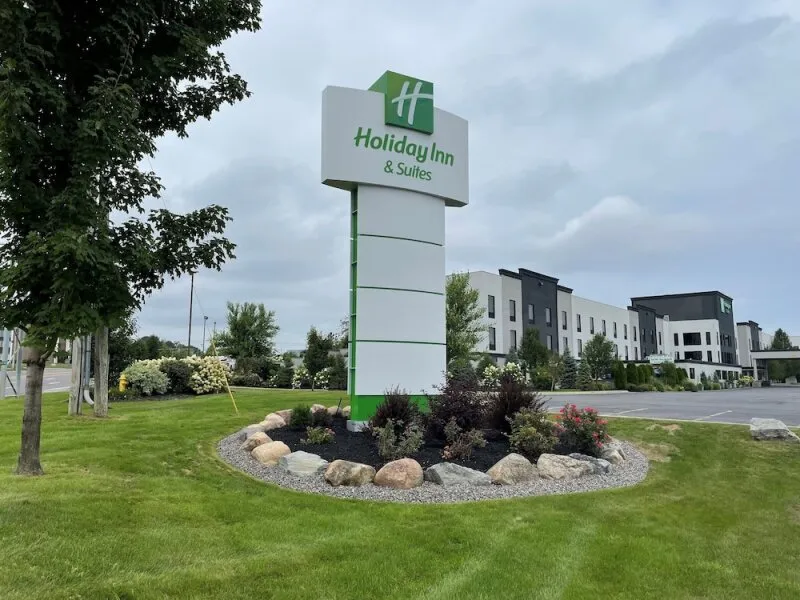 Holiday Inn & Suites Syracuse Airport - Liverpool