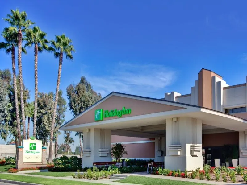 Holiday Inn Hotel & Suites Anaheim