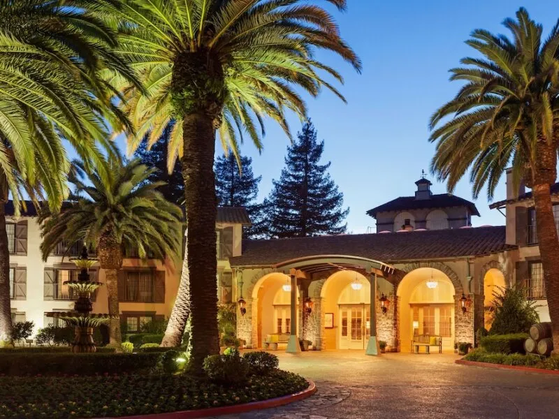 Embassy Suites by Hilton Napa Valley