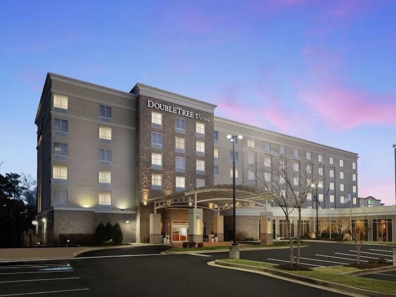 DoubleTree by Hilton Richmond Airport