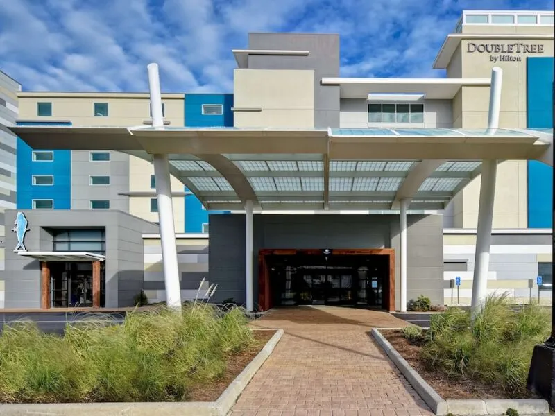 DoubleTree by Hilton Virginia Beach Oceanfront South