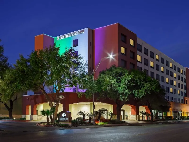 DoubleTree by Hilton San Antonio Downtown