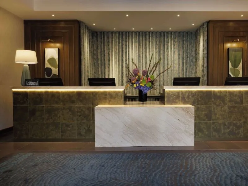 DoubleTree by Hilton London Victoria