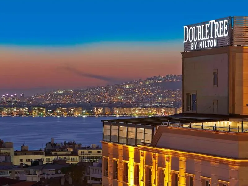 DoubleTree by Hilton Izmir - Alsancak