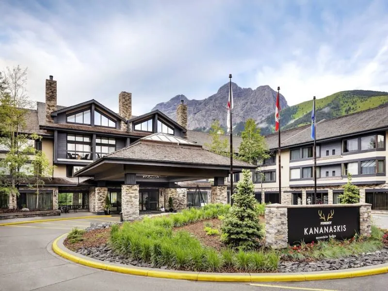 Pomeroy Kananaskis Mountain Lodge