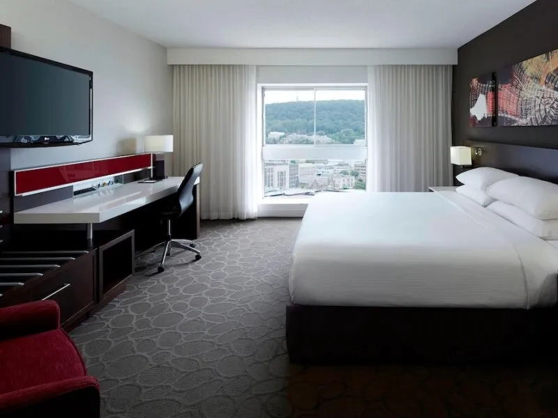 Delta Hotels by Marriott Montreal