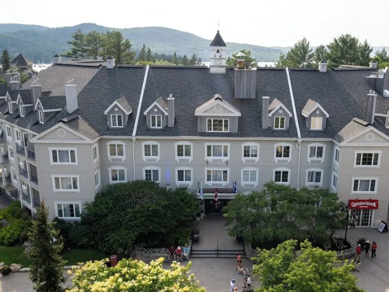 Holiday Inn Express & Suites Tremblant